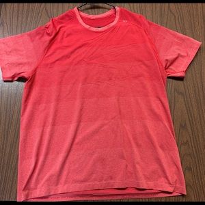 Lululemon metal vent tech shirt XXL , USED BUT GOOD CONDITION